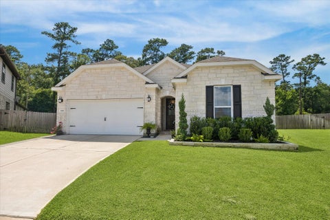 Photo of 39200 Canyonville Court, Magnolia, TX 77354 (MLS # 71530051)