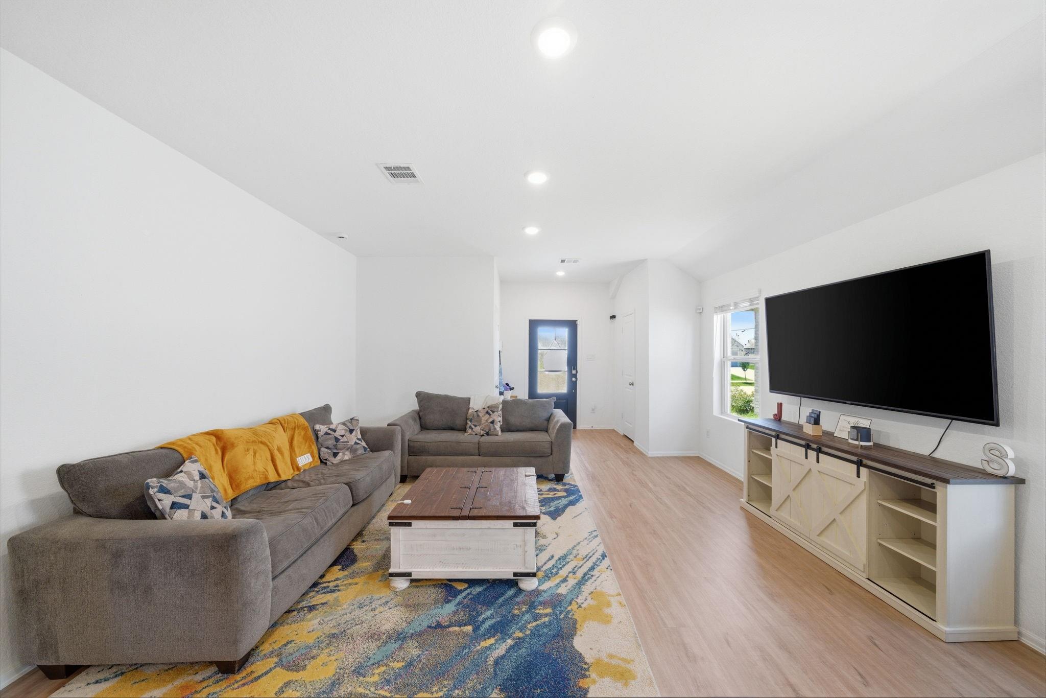 6312 Barrington Cliff Trail
