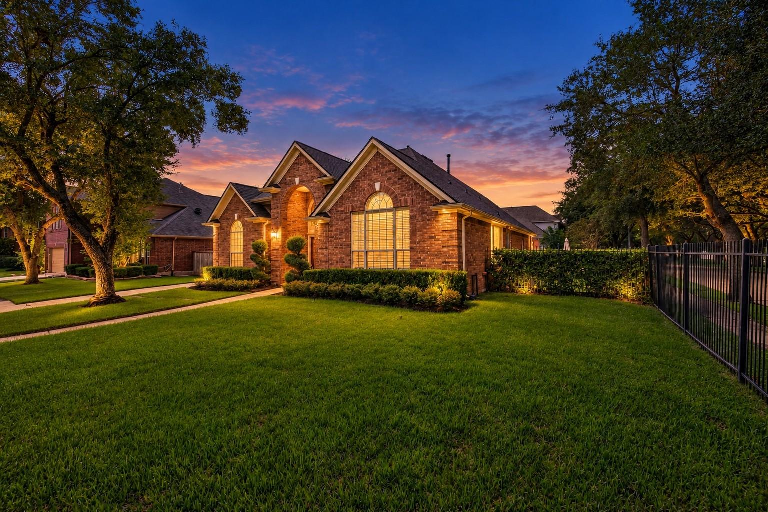 1802 Pepper Tree Court