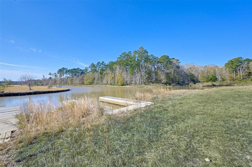 Photo of 28635 Monterey Cliff Lane, Huffman, TX 77336 (MLS # 28079127)