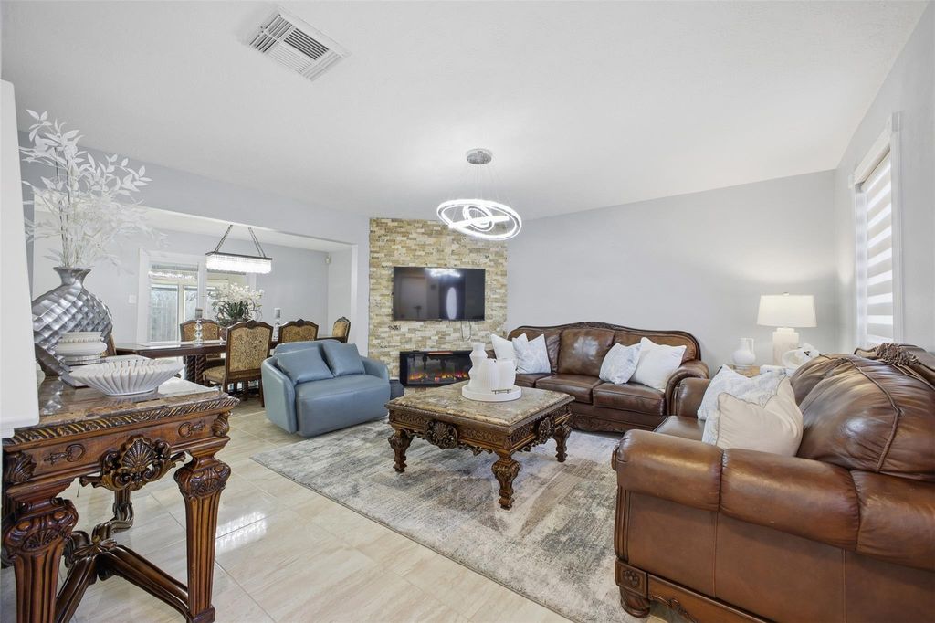 Photo of 8927 Aspen Place Drive, Houston, TX 77071 (MLS # 68202067)