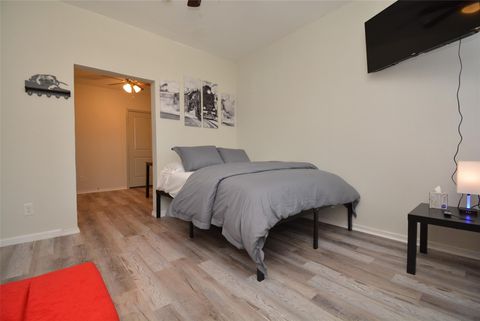 Photo of 7124 Avenue F #2, Houston, TX 77011 (MLS # 90548541)
