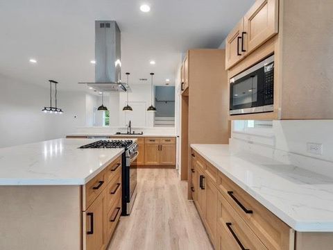 Tiny photo for 2711 Delano Street, Houston, TX 77004 (MLS # 40170488)