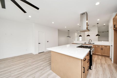 Tiny photo for 2711 Delano Street, Houston, TX 77004 (MLS # 40170488)