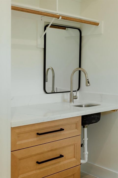 Tiny photo for 2711 Delano Street, Houston, TX 77004 (MLS # 40170488)