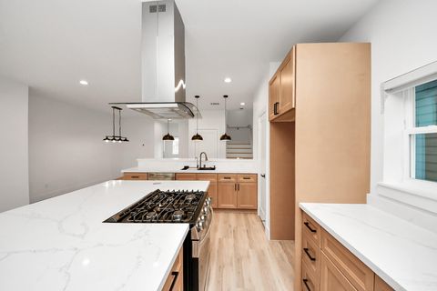 Tiny photo for 2711 Delano Street, Houston, TX 77004 (MLS # 40170488)