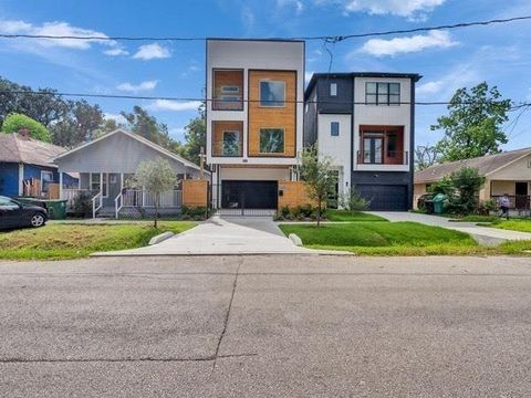 Photo of 2711 Delano Street, Houston, TX 77004 (MLS # 40170488)