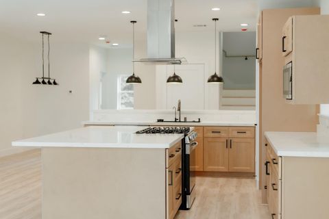 Tiny photo for 2711 Delano Street, Houston, TX 77004 (MLS # 40170488)