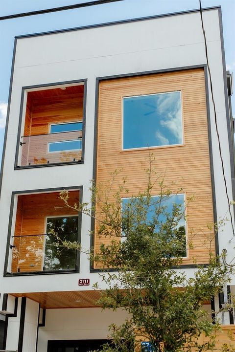 Tiny photo for 2711 Delano Street, Houston, TX 77004 (MLS # 40170488)