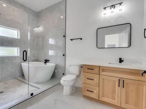 Tiny photo for 2711 Delano Street, Houston, TX 77004 (MLS # 40170488)