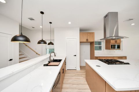 Tiny photo for 2711 Delano Street, Houston, TX 77004 (MLS # 40170488)