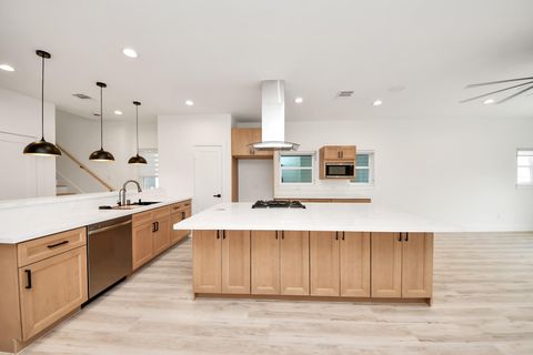 Tiny photo for 2711 Delano Street, Houston, TX 77004 (MLS # 40170488)