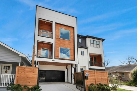 Tiny photo for 2711 Delano Street, Houston, TX 77004 (MLS # 40170488)