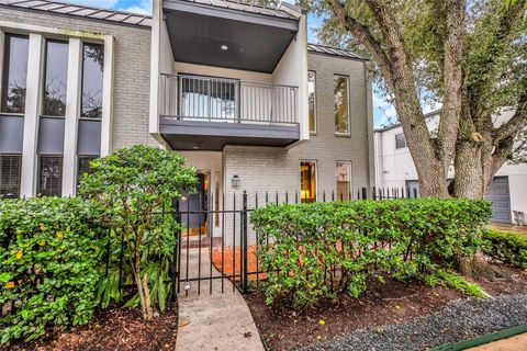 Photo of 1300 Augusta Drive #18, Houston, TX 77057 (MLS # 2739791)