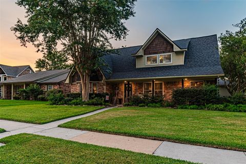 Photo of 15502 Glenwood Park Drive, Houston, TX 77095 (MLS # 95682406)