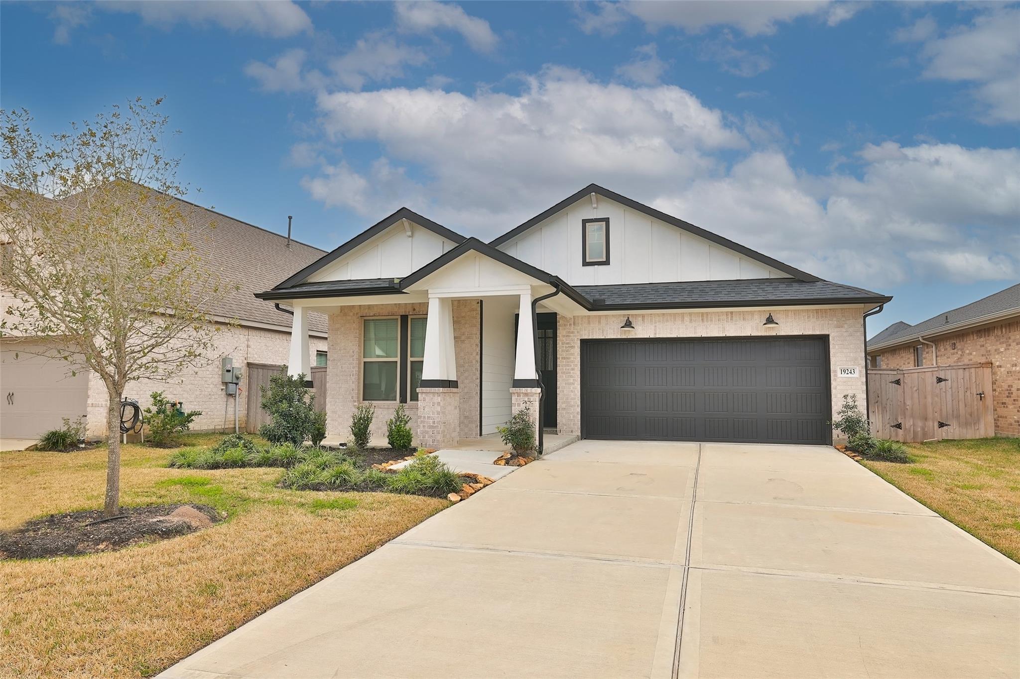 19243 Palfrey Prairie Trail