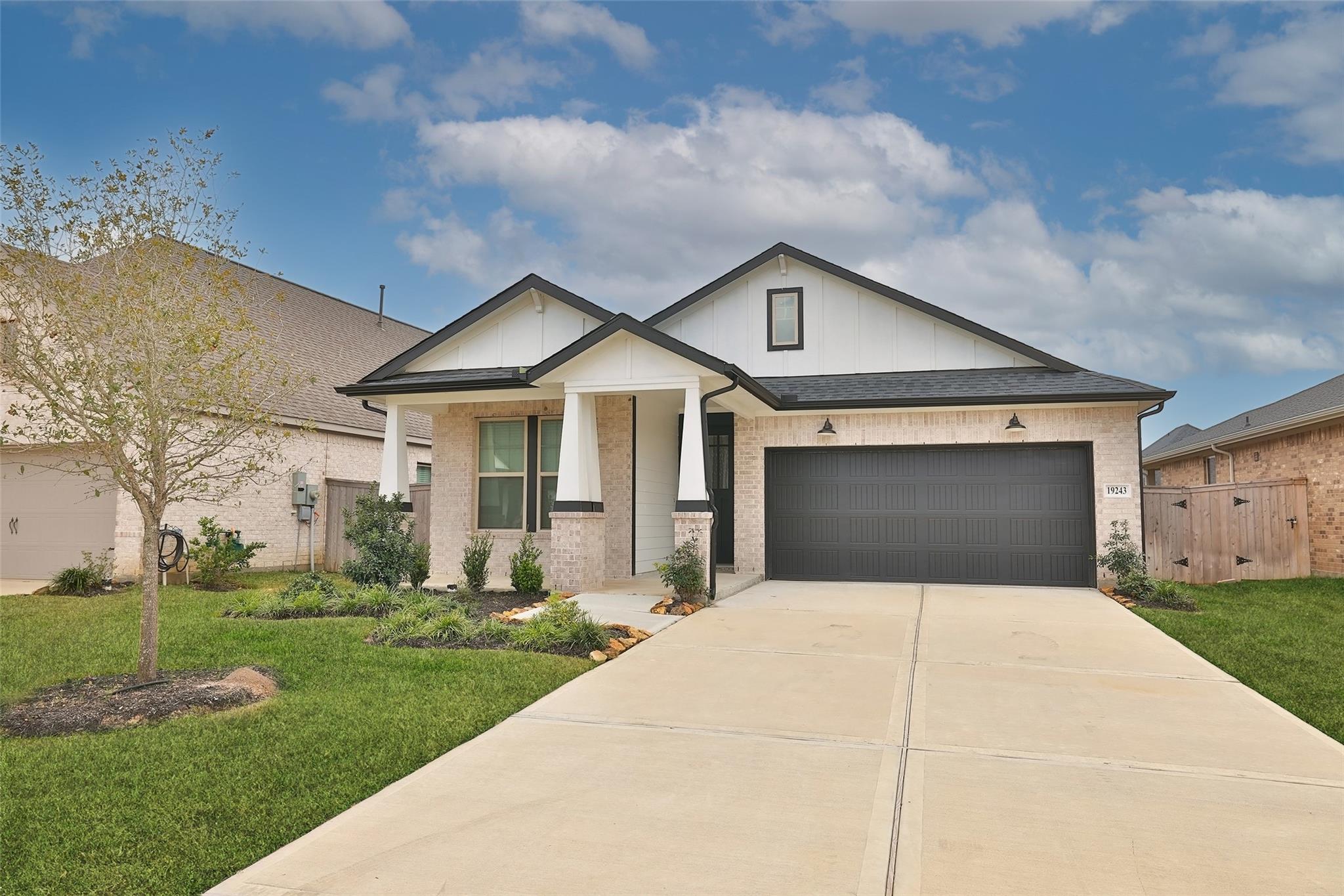 19243 Palfrey Prairie Trail