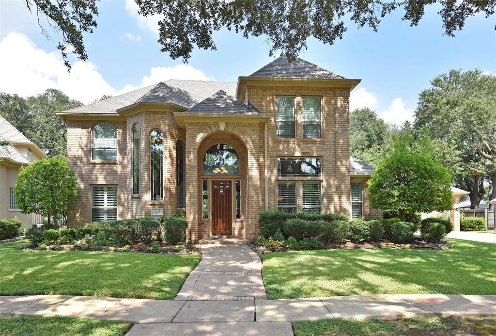 Photo of 3315 Meadowside Drive, Sugar Land, TX 77478 (MLS # 65691471)