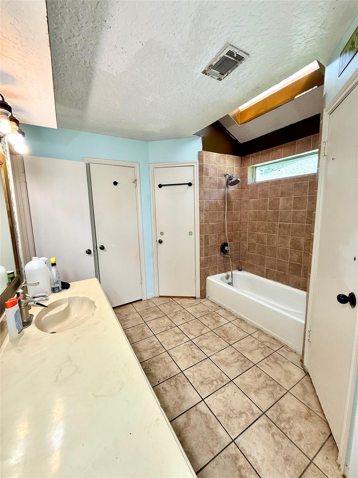 12014 Rainforest Lane