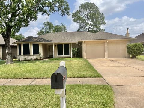 Photo of 8646 Sunny Ridge Drive, Houston, TX 77095 (MLS # 18587575)