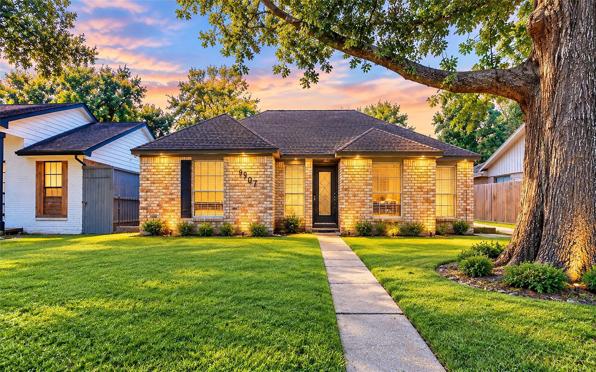 9907 Greencreek Drive