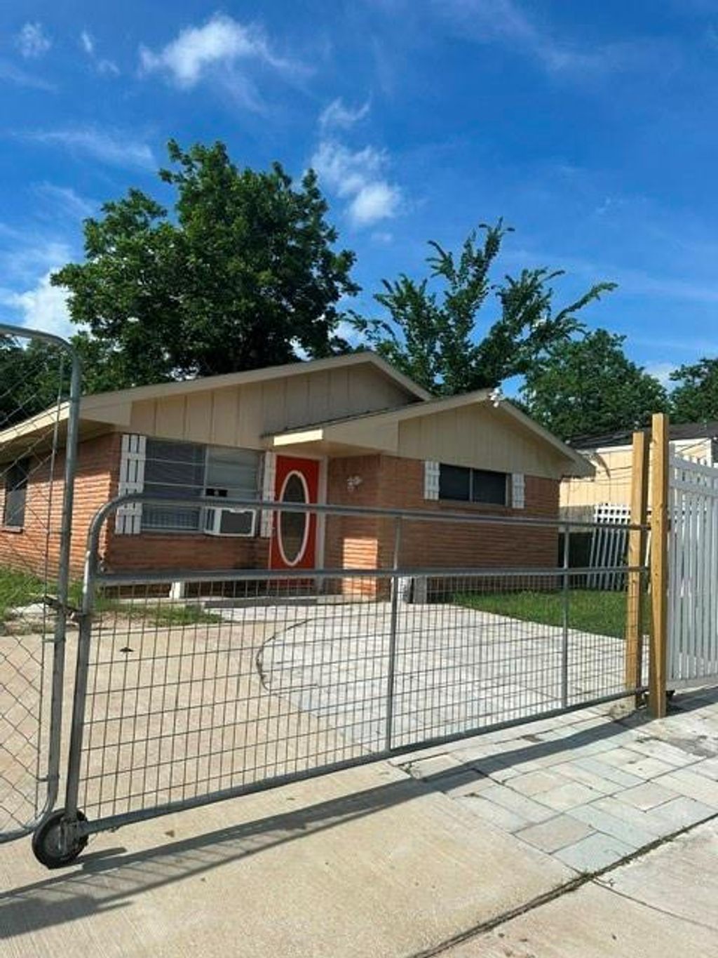 Photo of 4418 Ludwig Lane, Stafford, TX 77477 (MLS # 59866697)