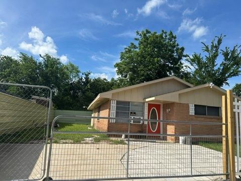 Photo of 4418 Ludwig Lane, Stafford, TX 77477 (MLS # 59866697)