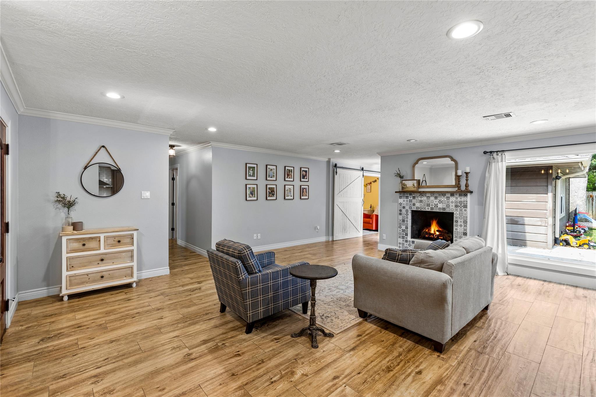 112 April Wind Drive E