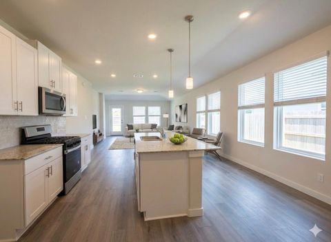Photo of 5549 Madden Lane, Houston, TX 77048 (MLS # 33012503)