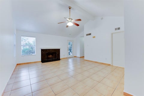 Photo of 2021 Spenwick Drive #724, Houston, TX 77055 (MLS # 57830253)