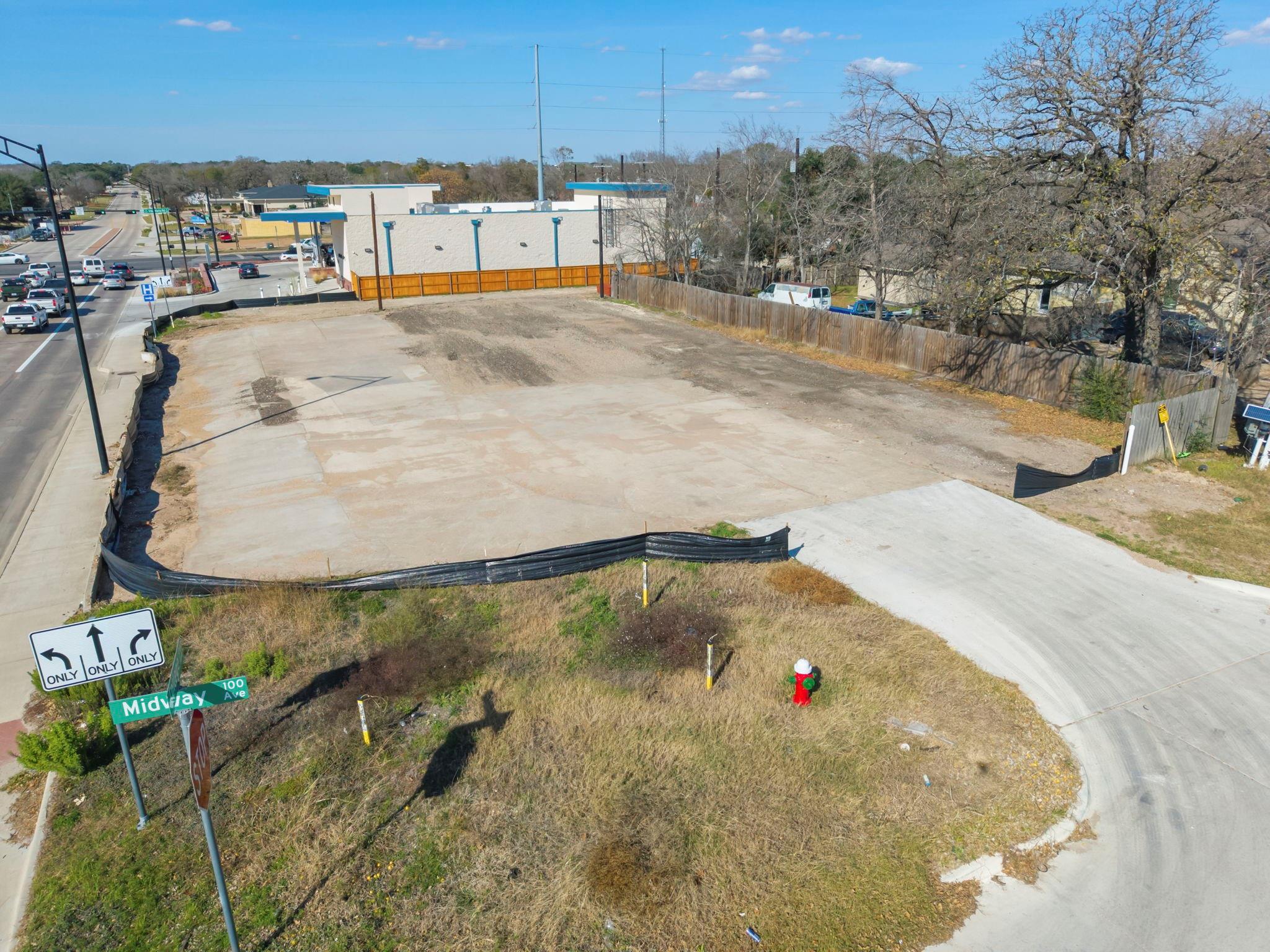 3209/3213 S College Avenue