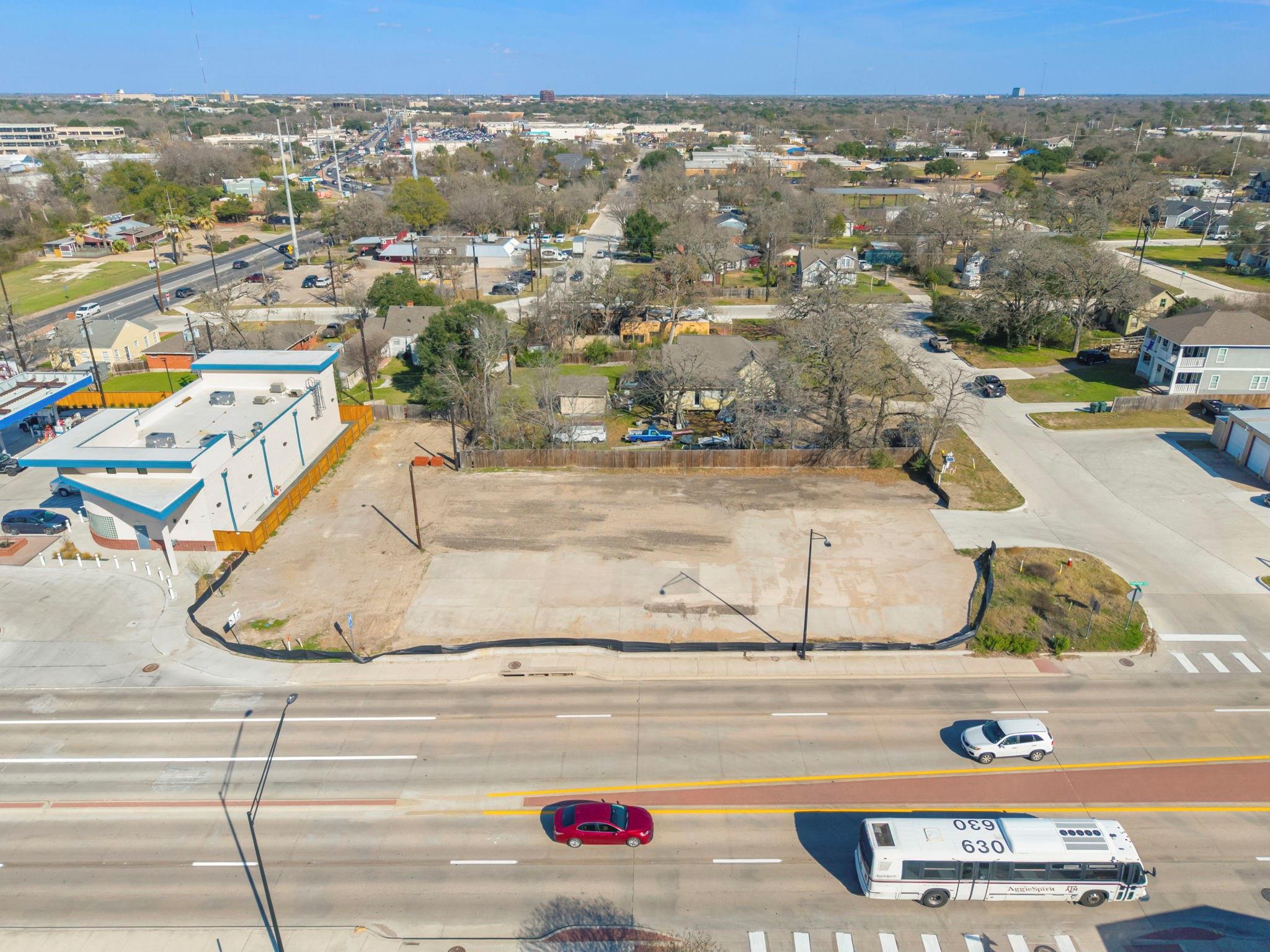 3209/3213 S College Avenue