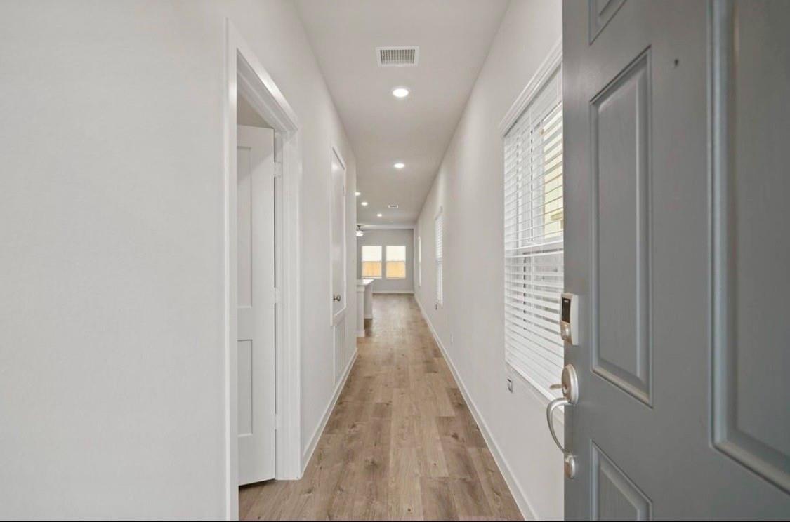 4015 Crowning Court