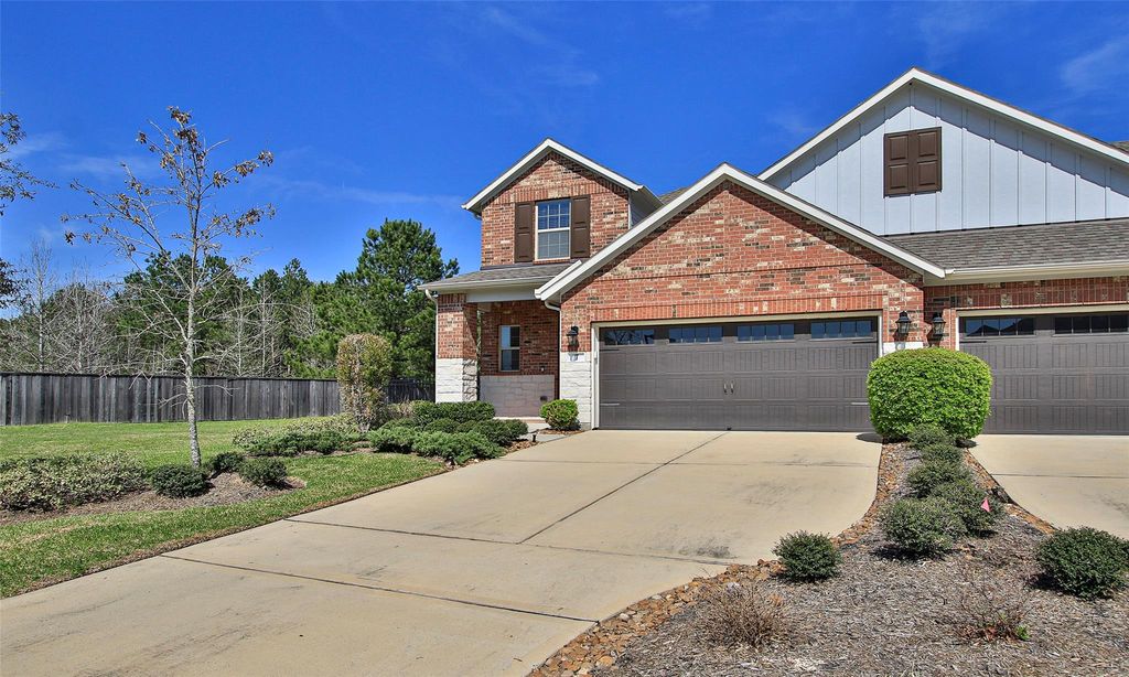 Photo of 7 Heirloom Garden Place, The Woodlands, TX 77354 (MLS # 80823304)