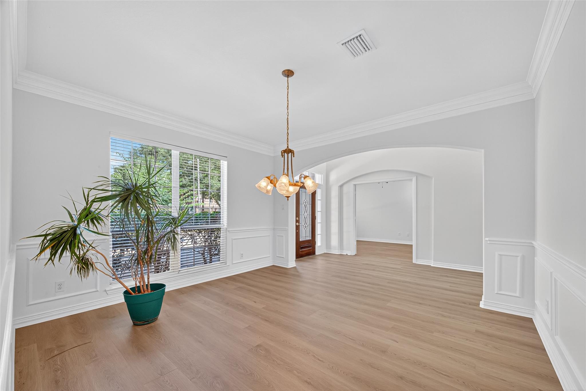 313 Shore Breeze Lane