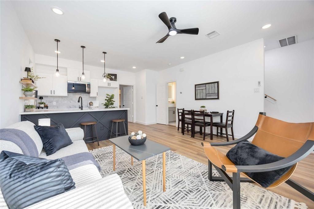Photo of 7946 Fields Street #B, Houston, TX 77028 (MLS # 79558662)