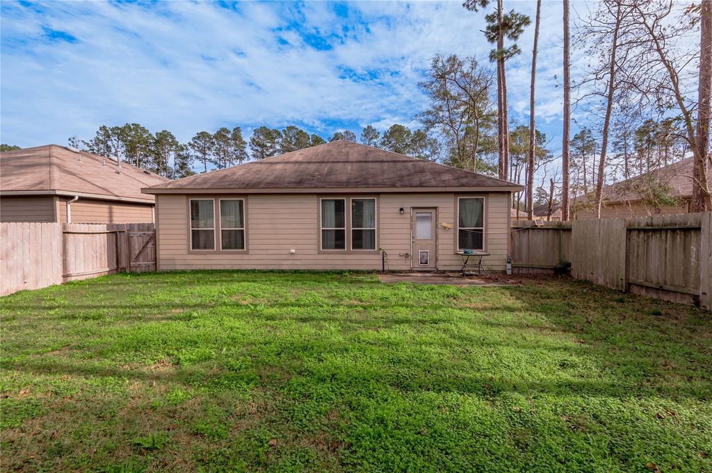 Photo of 2068 Lost Timbers Drive, Conroe, TX 77304 (MLS # 78238964)