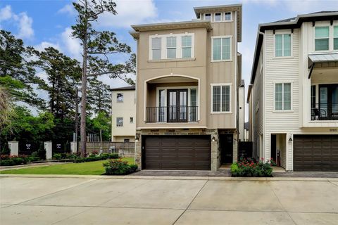 Photo of 10905 Upland Retreat Dr, Houston, TX 77043 (MLS # 92628411)