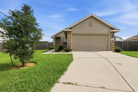 Homes For Sale - 11178 N Lake Mist Lane<br/> Willis, TX 77318