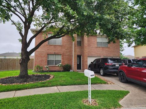Homes For Sale - 2703 Hidden Spring Vale Drive<br/> Spring, TX 77386