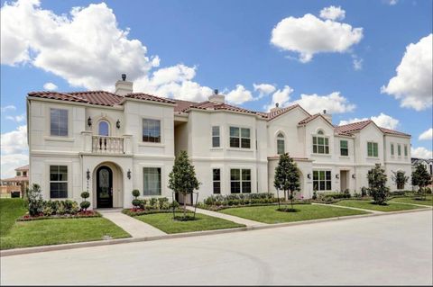 Photo of 13621 Teal Bluff Lane, Houston, TX 77077 (MLS # 49510783)