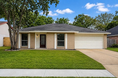 Photo of 7610 Western Oak Lane, Houston, TX 77040 (MLS # 93671970)