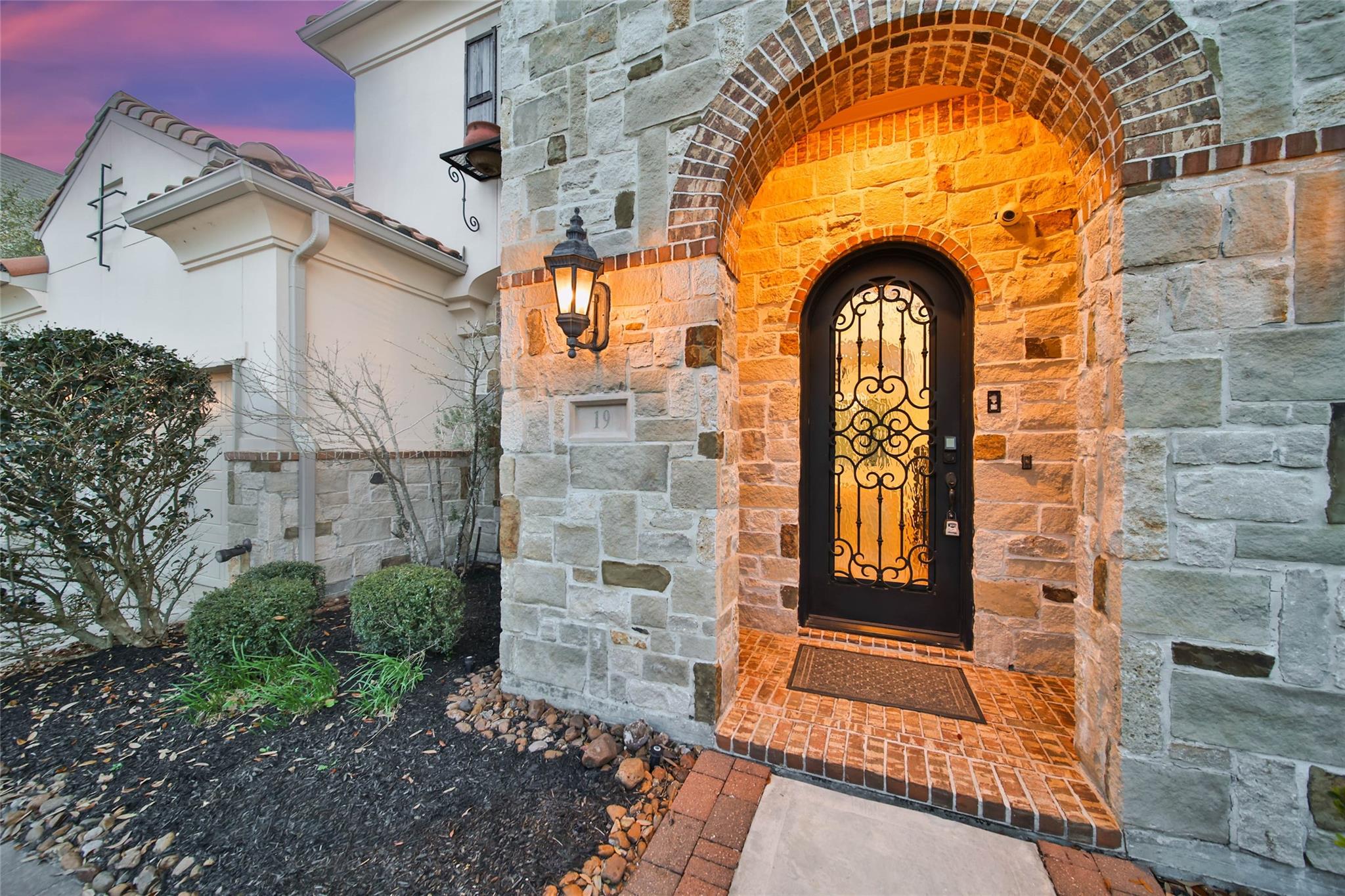 19 Brittany Rose Place