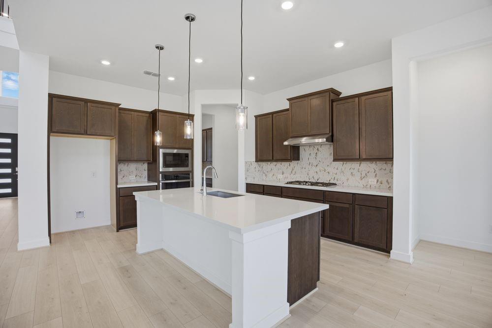 21502 Blackburn Bend Lane