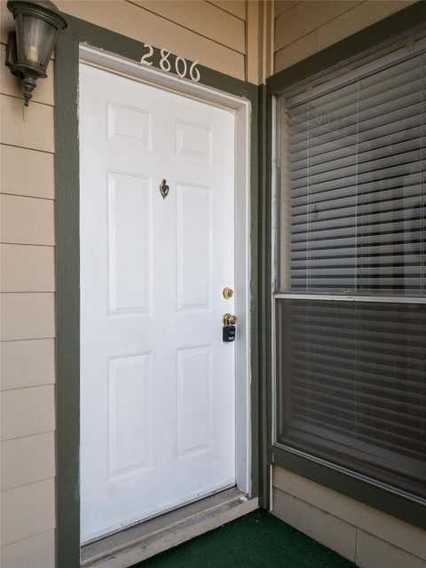 Photo of 6500 Harbor Town Drive #2806, Houston, TX 77036 (MLS # 24458868)
