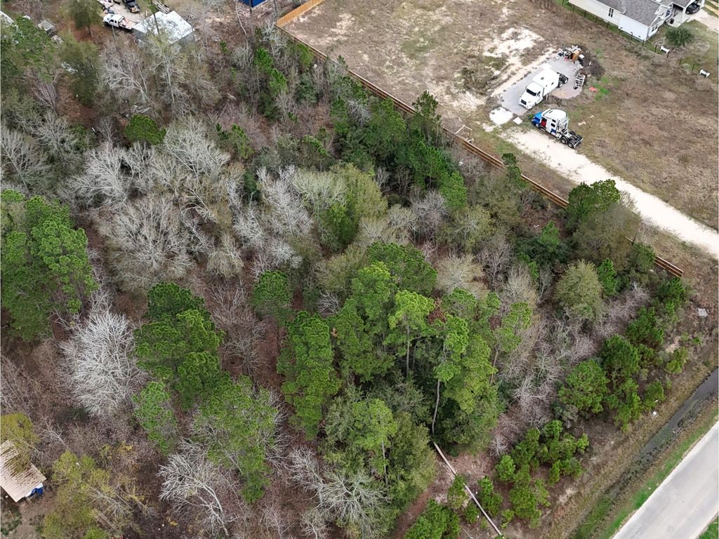 Photo of 1792 County Road 5007, Cleveland, TX 77327 (MLS # 16643894)