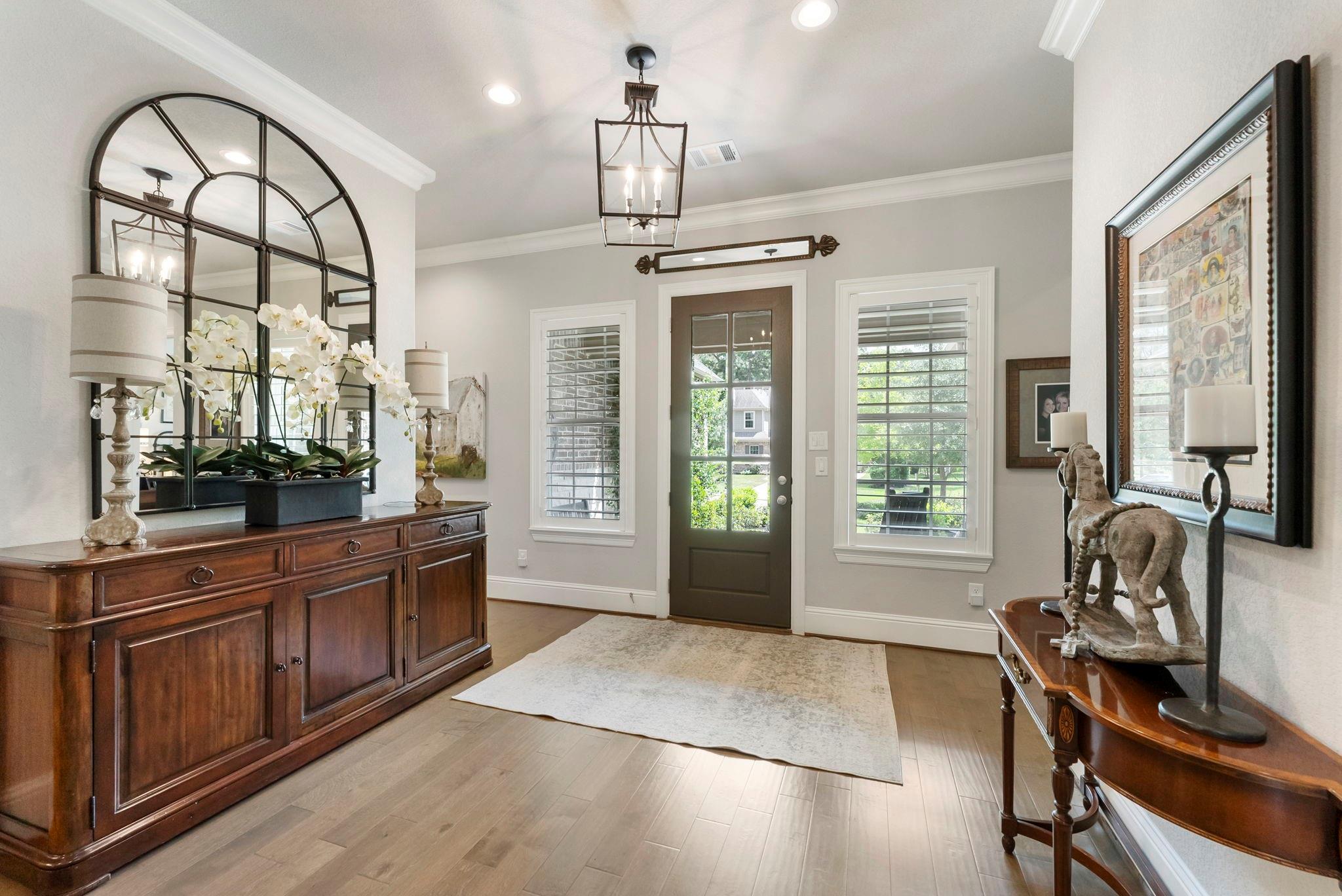 109 Golden Eye Court