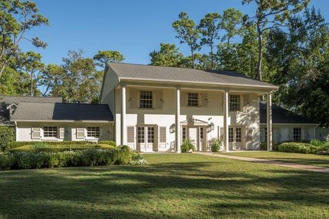 Photo of 10610 Tarrington Drive, Hunters Creek Village, TX 77024 (MLS # 19236554) Photo of 10610 Tarrington Drive, Hunters Creek Village, TX 77024 (MLS # 19236554)