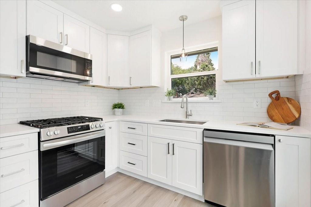 Photo of 5156 Beaverhollow Drive, Houston, TX 77084 (MLS # 43452219)