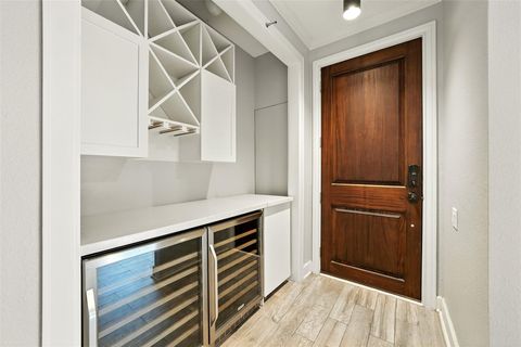 Tiny photo for 171 Litchfield Lane, Houston, TX 77024 (MLS # 66355182)